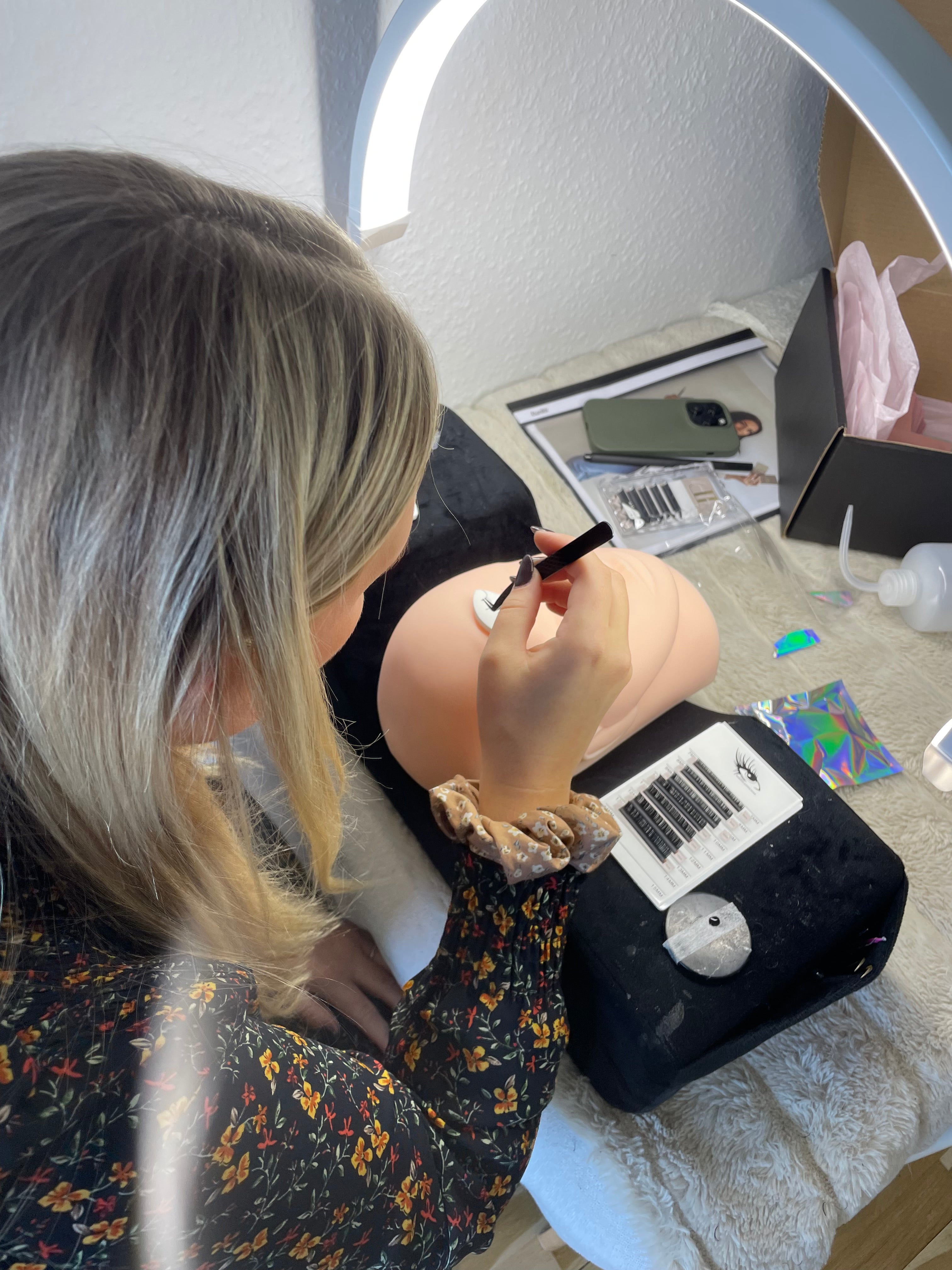 SINGLE LASHES COURSE 2025 - 5499 DKK.